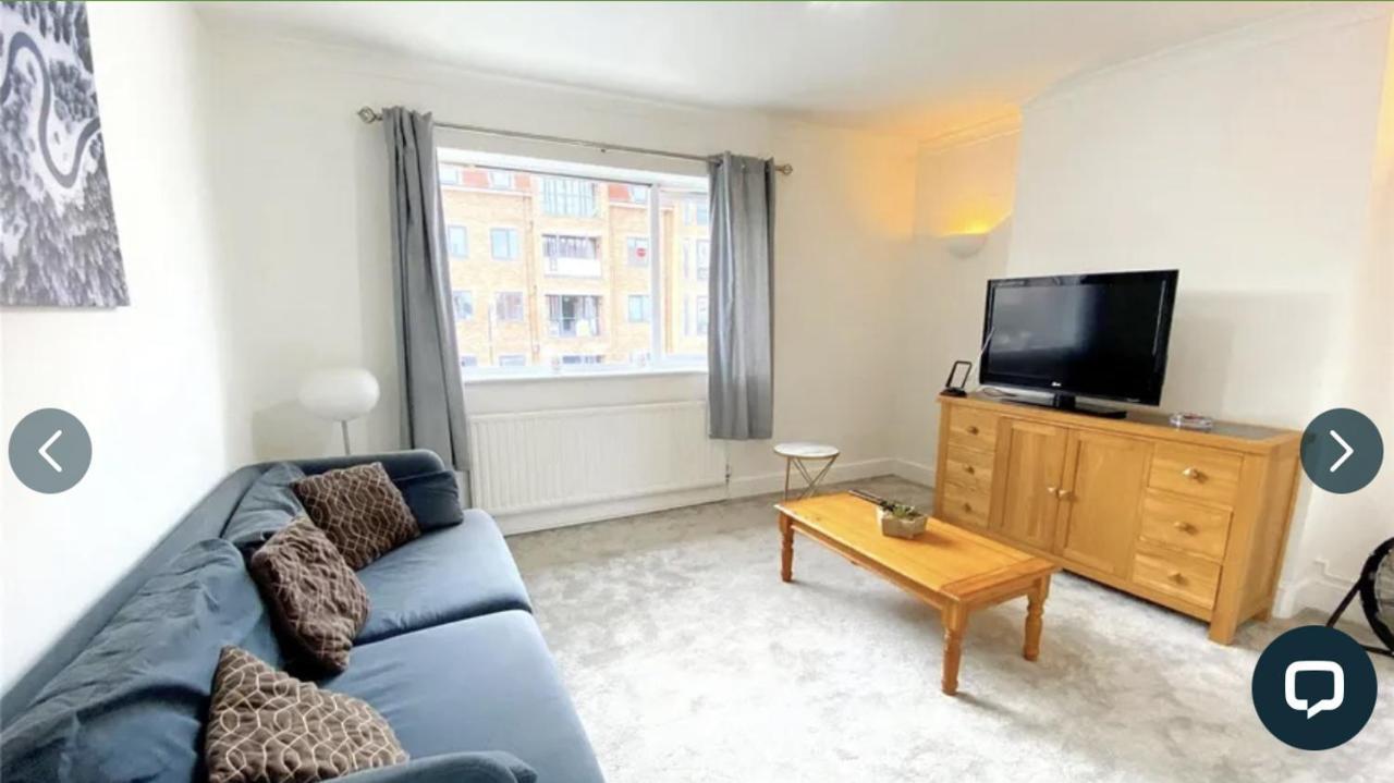 4 Bedroom Property Which Sleeps 8 Very Close To The Harry Potter Studio And Watford Junction Екстериор снимка